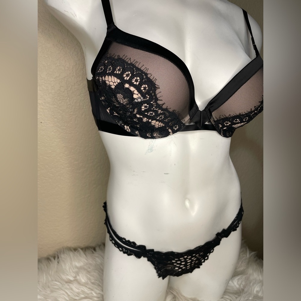Victoria’s Secret Very Sexy Push Up Bra & Panty Set VS Limited Edition 🆕